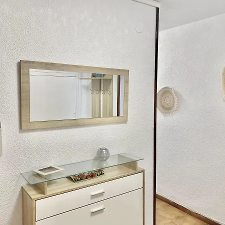T Hercules Apto 6 Pax Vistas Al Mar, Aire Ac Wifi Inmo Leo Playa De San Juan Apartamento